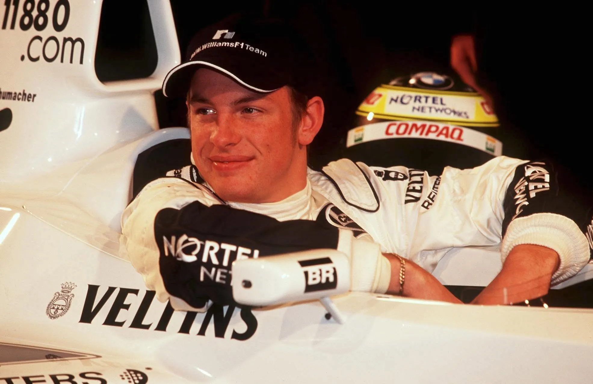 BARCELONA, SPAIN - JANUARY 24: PRAESENTATION TEAM BMW WILLIAMS Saison 2000 Barcelona/ESP; Jenson